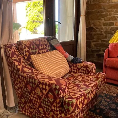 Nordes En Lastres Entre Mar Y Montana Luces