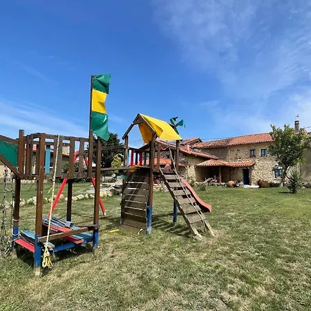 Nordes En Lastres Entre Mar Y Montana Luces