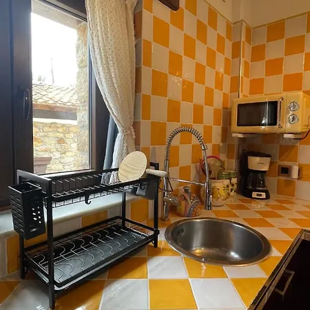 Nordes En Lastres Entre Mar Y Montana *