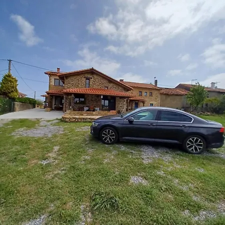 Casa vacanze Nordes En Lastres Entre Mar Y Montana *