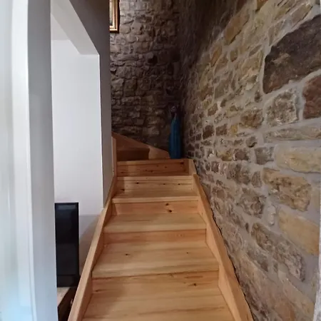 Nordes En Lastres Entre Mar Y Montana Luces